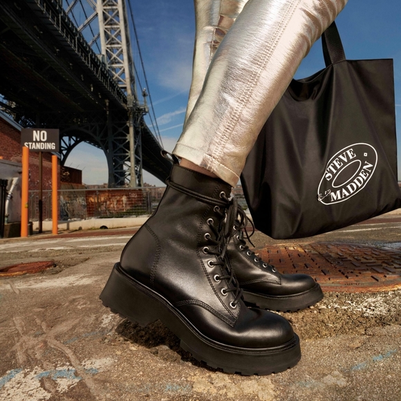 Steve Madden | Shoes | Tornado Black 